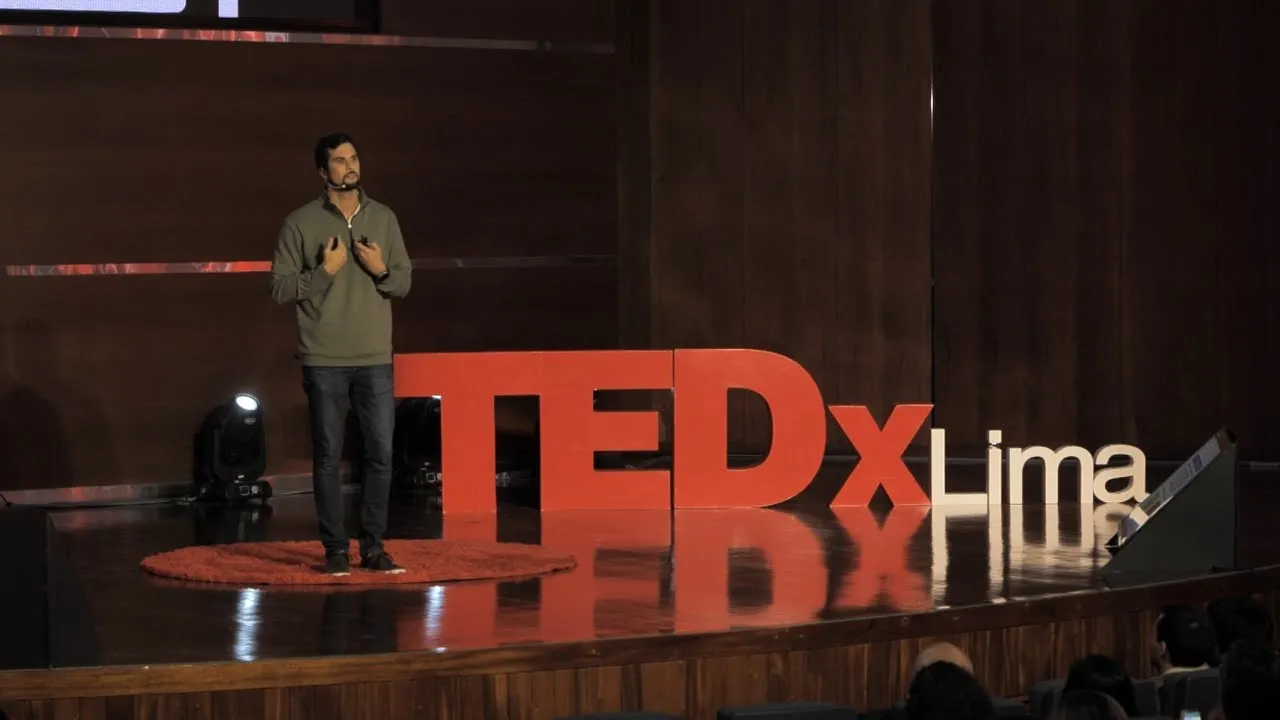 No es un holding. Es un organismo vivo.